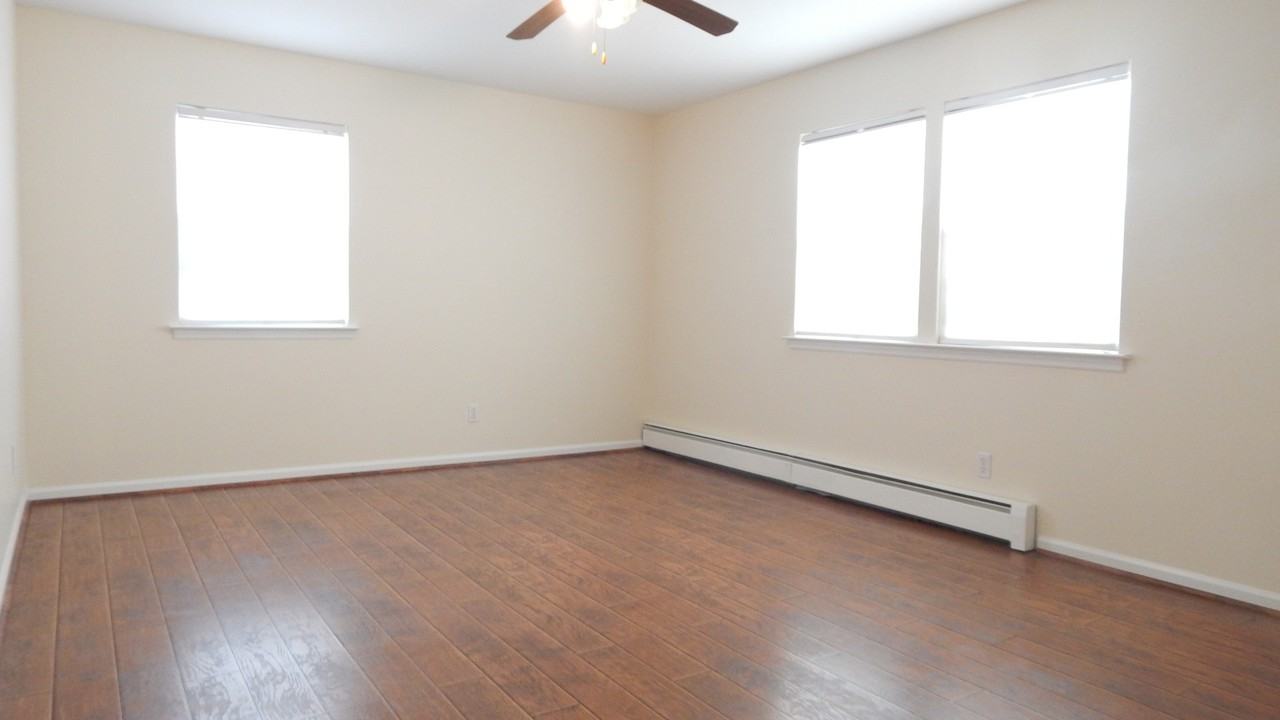 3602 Nimrod St - Photo 2 of 8