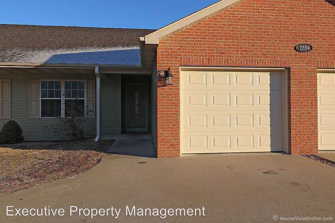 2284 Garrett Ln #C - Photo 2 of 44