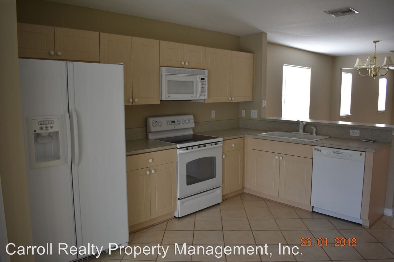 3002 Meadow St - Photo 3 of 8
