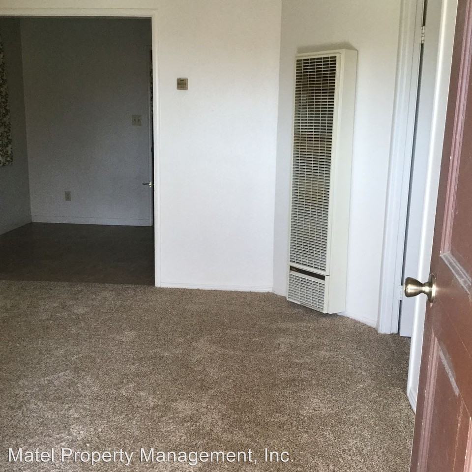 620, 630 & 640 PLEASANTON PLACE - Photo 2 of 6