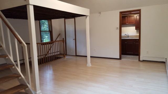 17 Chestnut Rd - Photo 2 of 7