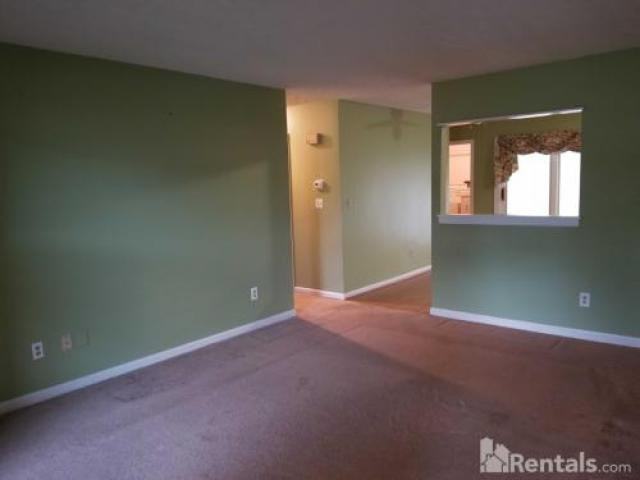 8 Delphi Dr - Photo 2 of 4