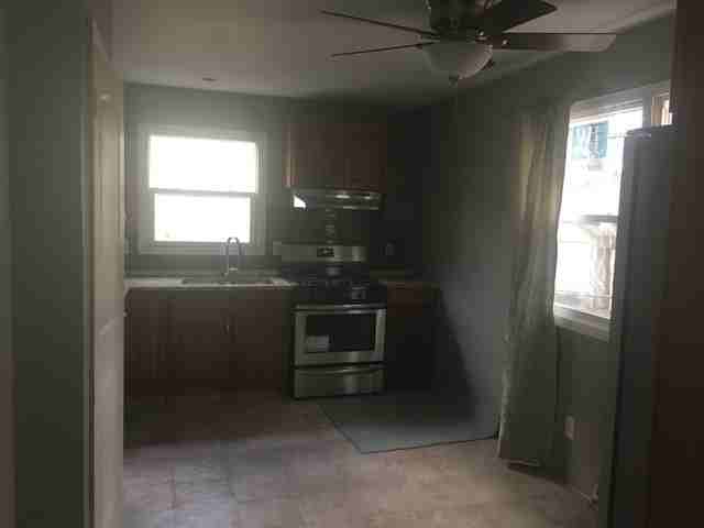 1146 Fairview Ave - Photo 2 of 13