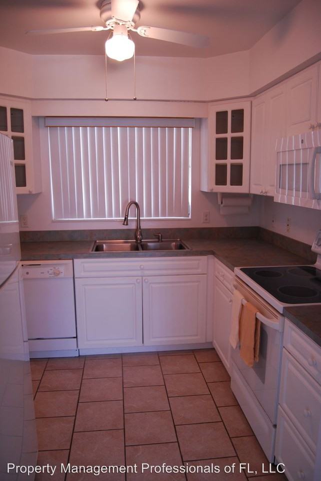 2312 Lanai Ave - Photo 3 of 22