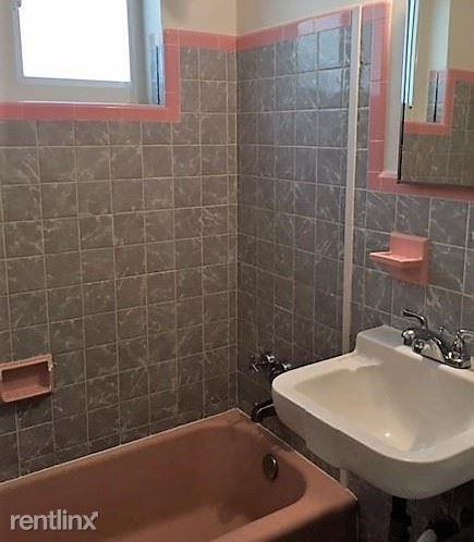 105 S Shore Dr - Photo 3 of 8