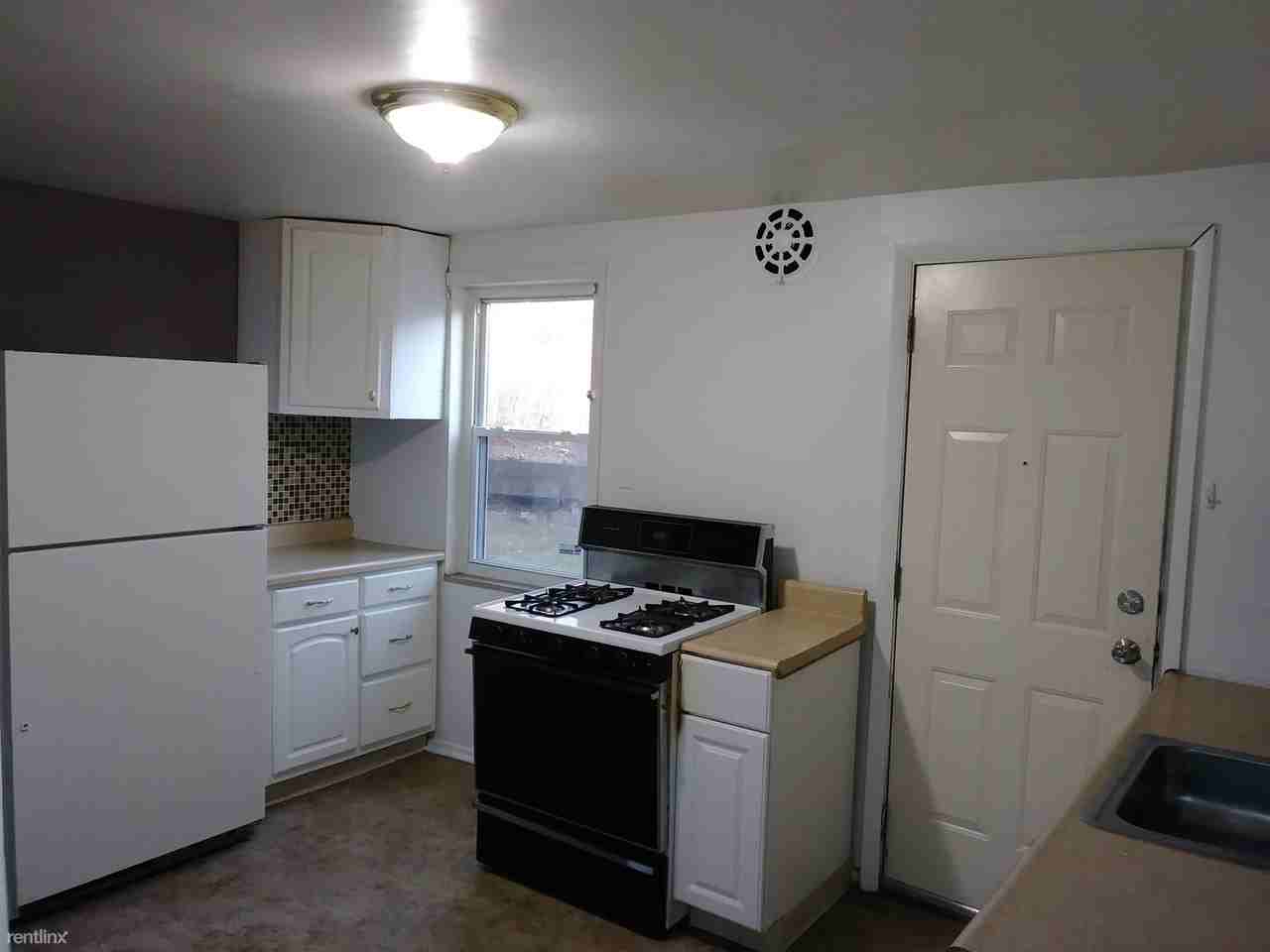 1230 Album St - Photo 2 of 5