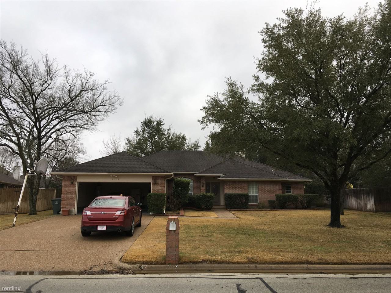 2612 Briton Dr - Photo 2 of 27