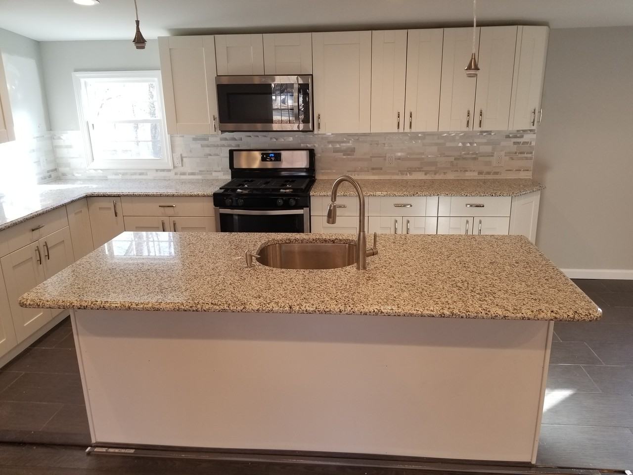 313 Zion Rd - Photo 2 of 13