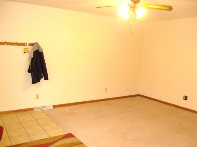 123 Independence Ave - Photo 2 of 10