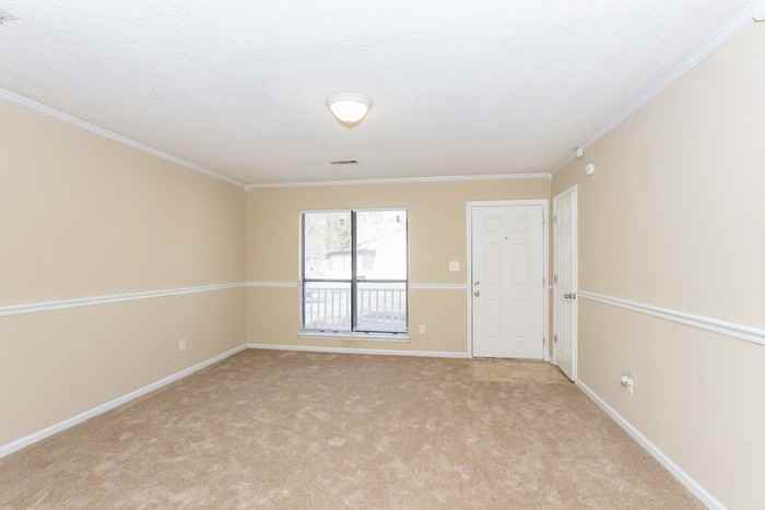 101 Harold Dr - Photo 2 of 8