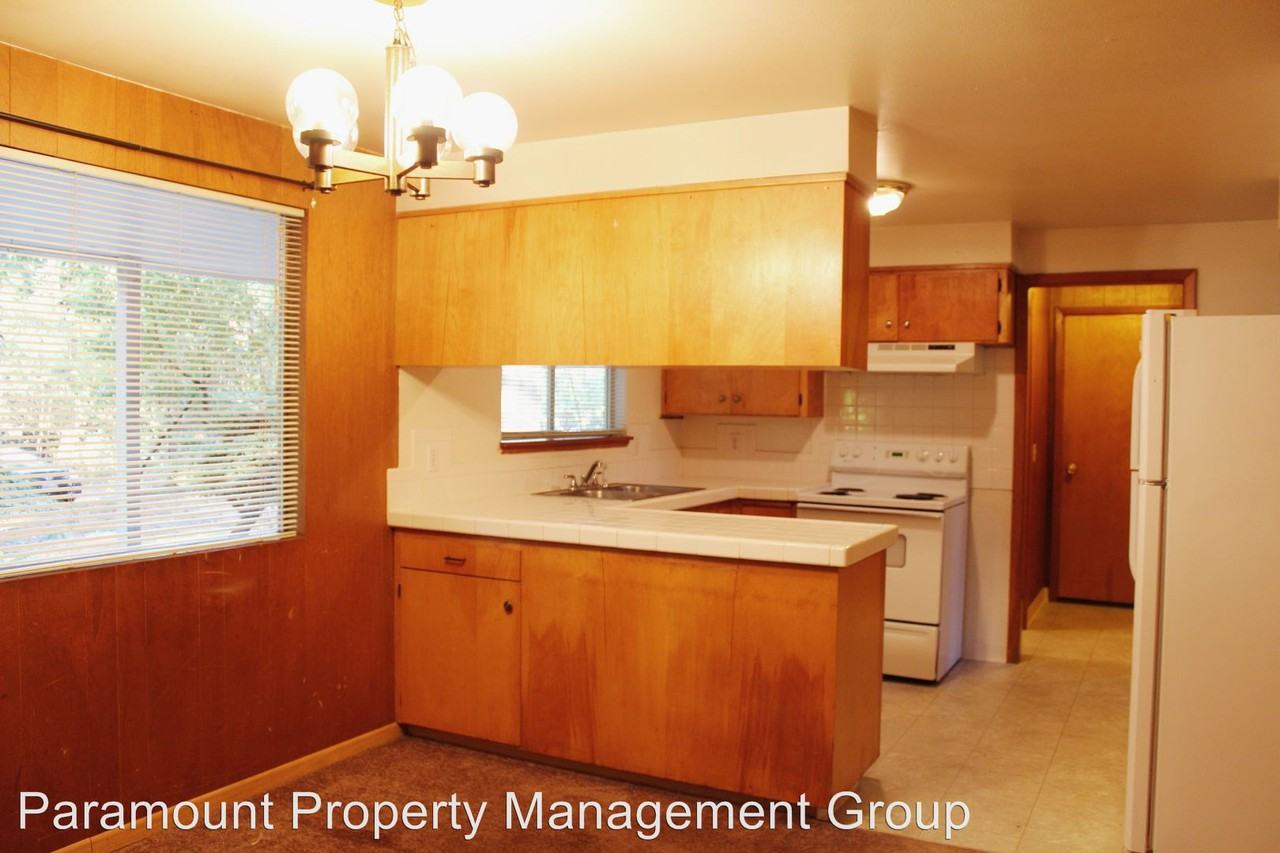 3923 62nd Ave Ct NW - Photo 3 of 18