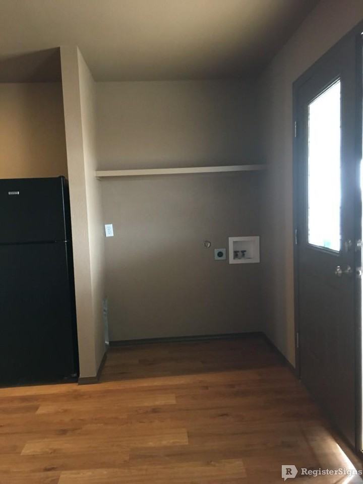 10560 US-60 - Photo 3 of 8