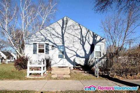 3400 N 89th St - Photo 3 of 21