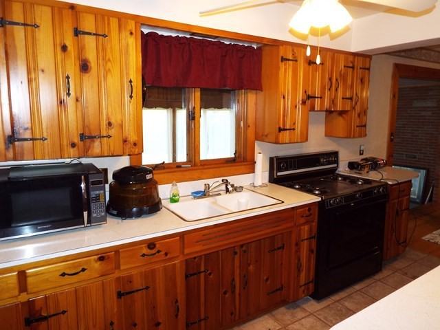 95 W Wood St - Photo 2 of 15