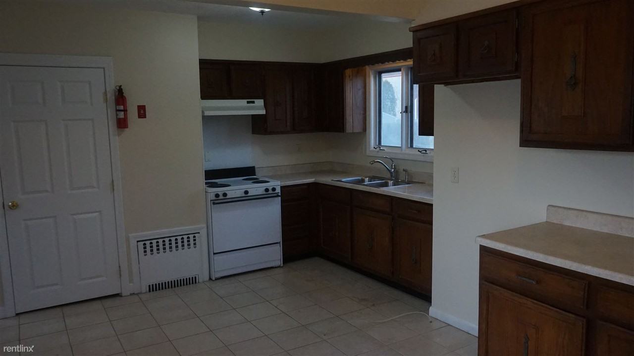 30 Dwelly Rd - Photo 3 of 15