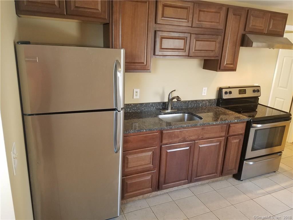 144 Jefferson St - Photo 3 of 10