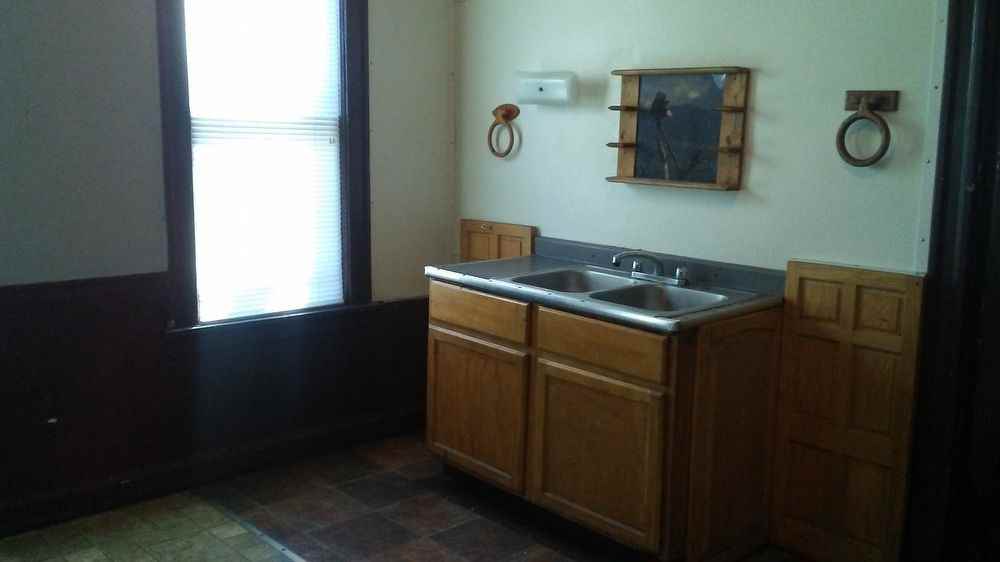 3404 W Juneau Ave - Photo 3 of 12