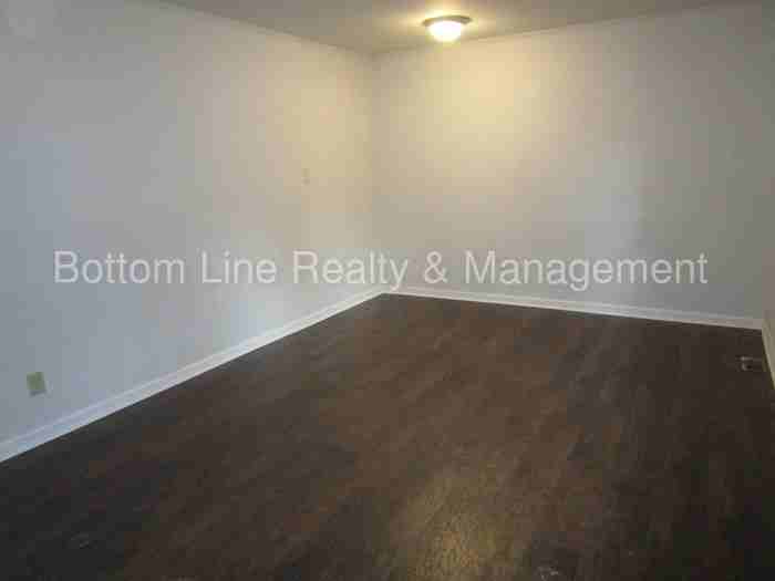 2518 Marlowe Ave - Photo 2 of 9