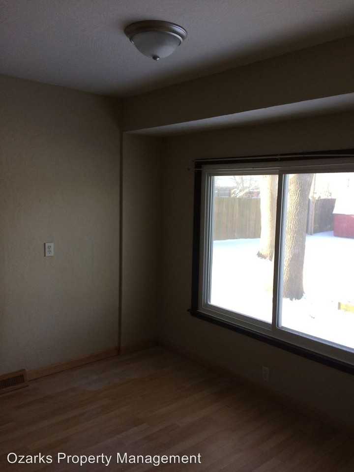 5247 State Hwy FF - Photo 3 of 11