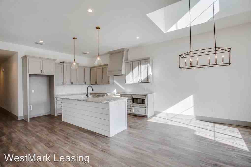 2116 Glenna Goodacre Boulevard - Photo 3 of 15