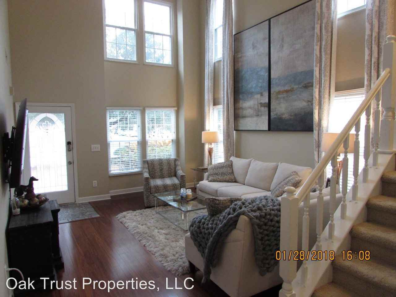 2036 Wild Flower Ln - Photo 3 of 15