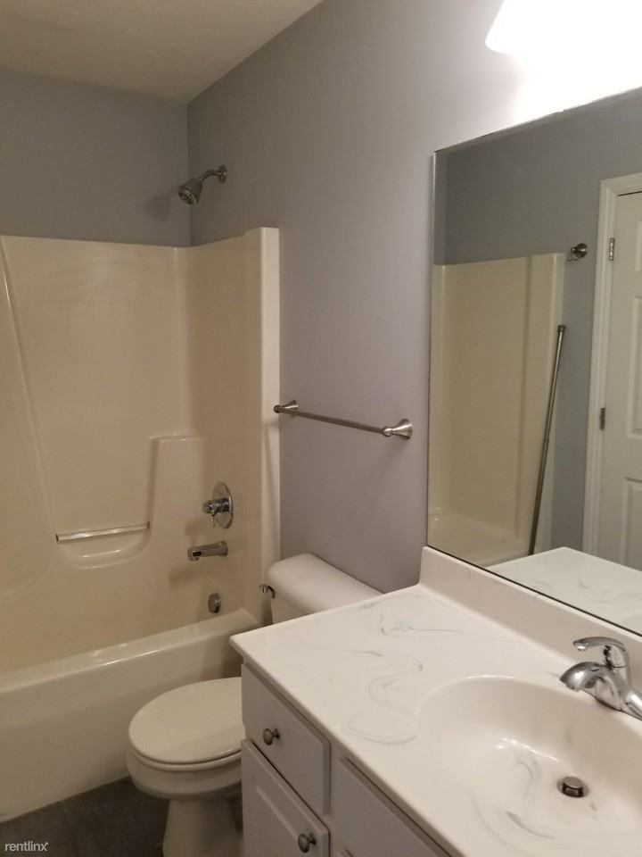 RIvers Edge Townhomes - Photo 2 of 8