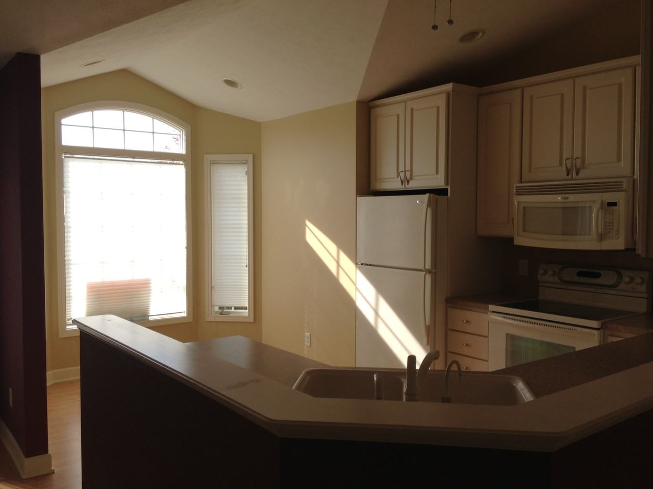 3851 Pemberton Dr SE - Photo 3 of 25