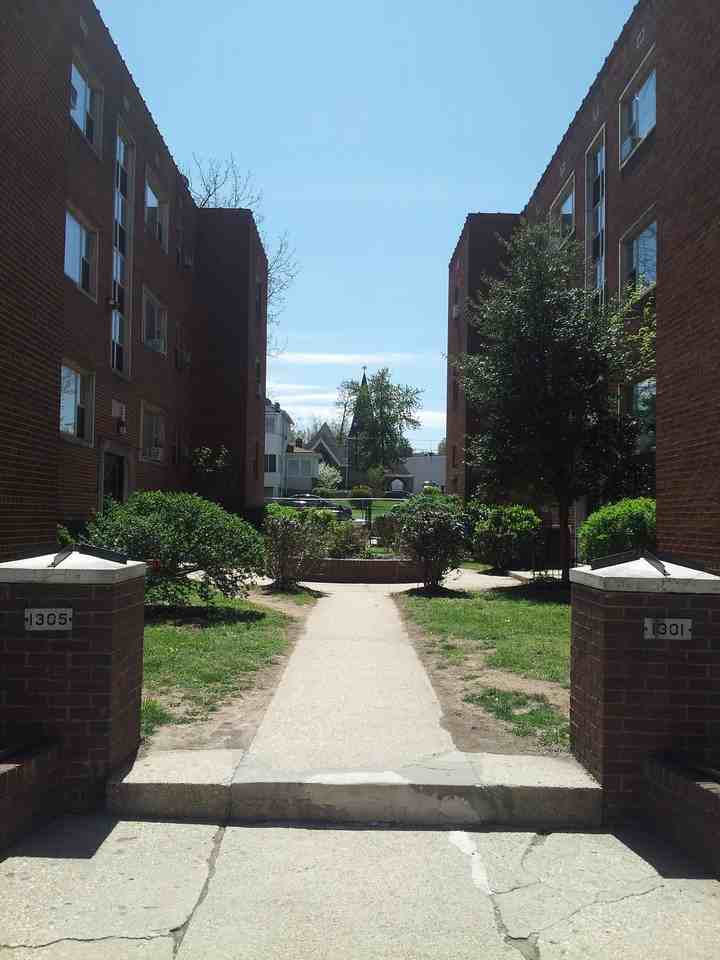 1301-1305 U St., S.E. - Photo 2 of 10