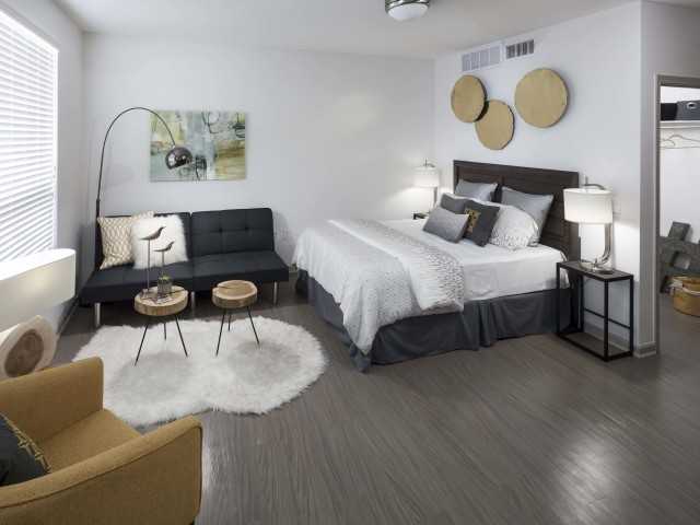 Alexan West Highland - Photo 2 of 33