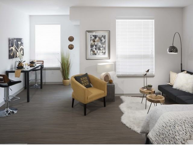 Alexan West Highland - Photo 3 of 33