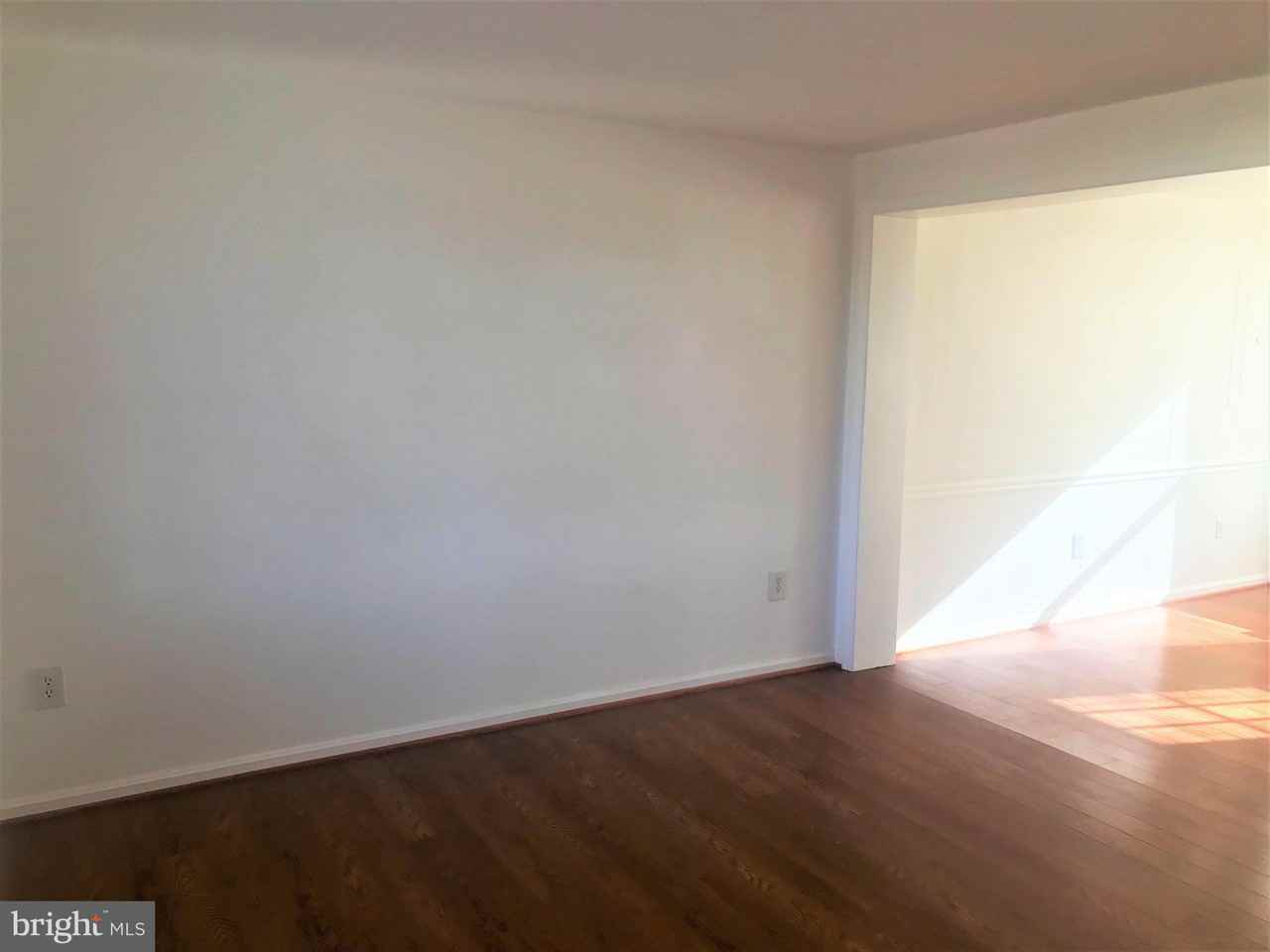 15571 Norman Rd - Photo 3 of 24