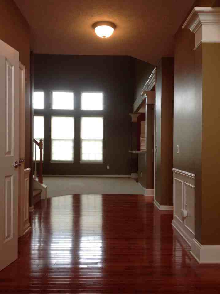 5998 Salisbury Ln - Photo 2 of 32