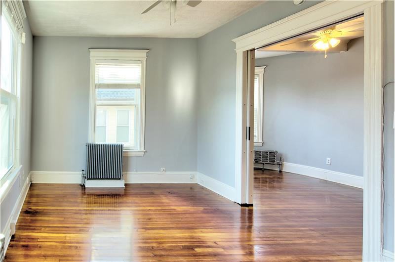 2870 Fairfield Ave - Photo 3 of 12