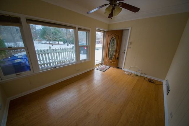 1019 S Main St - Photo 3 of 25