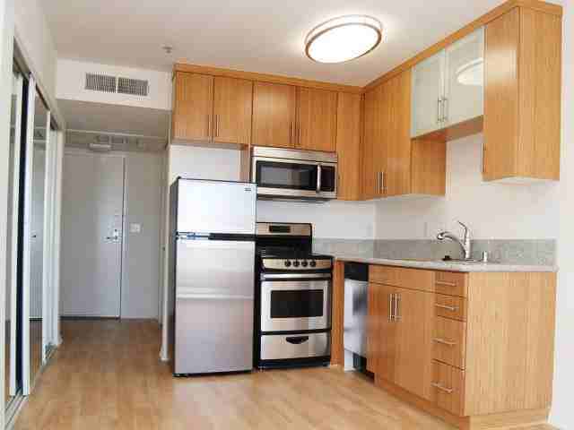 1432 7th St - Photo 3 of 10