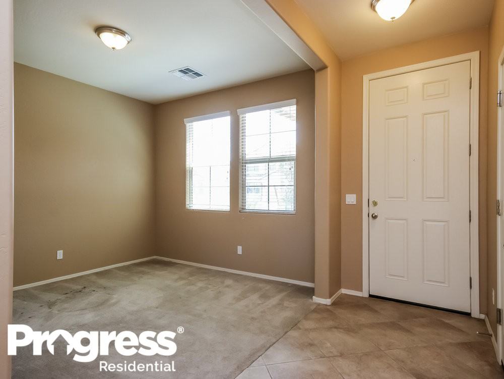 7592 W Andrea Dr - Photo 2 of 12