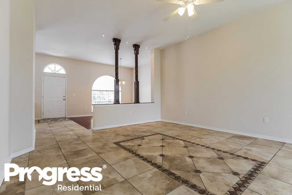 4301 Brandon Ridge Dr - Photo 3 of 16