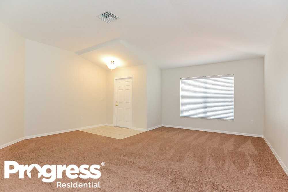 4040 Constantine Loop - Photo 2 of 15