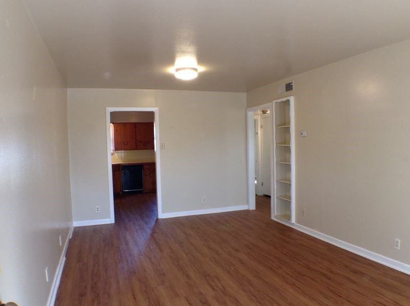205 Sunnyland Dr - Photo 2 of 7