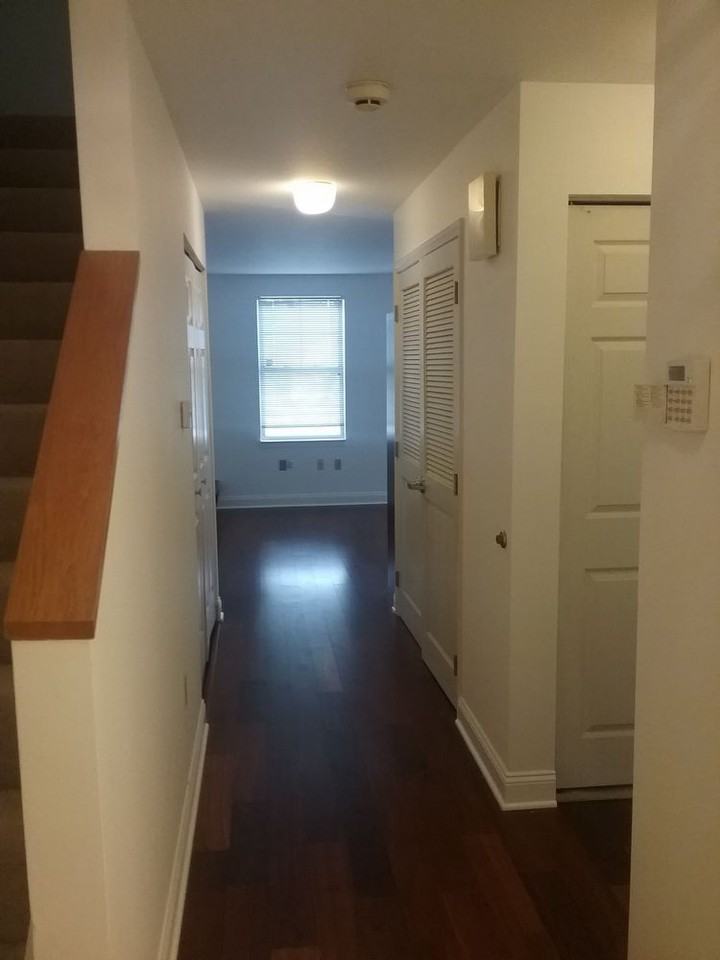 201 Whitridge St - Photo 2 of 15