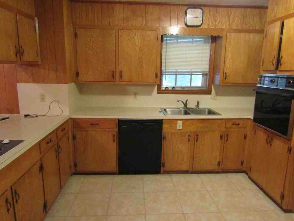 6205 Darnell Ave - Photo 2 of 4