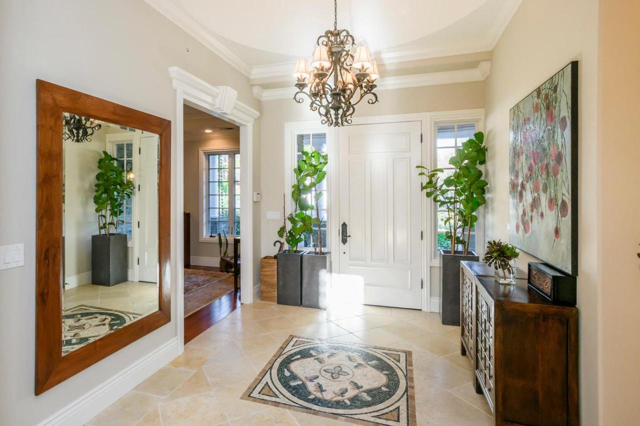 10 Horseshoe Ct - Photo 3 of 20