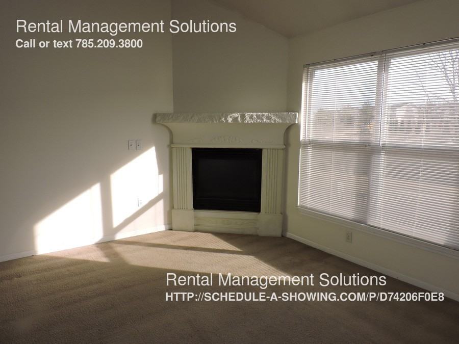 3622 SW Chelsea Dr - Photo 2 of 11