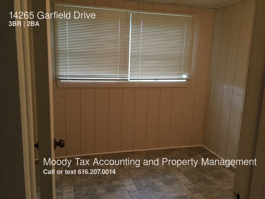 14265 Garfield Rd - Photo 3 of 13