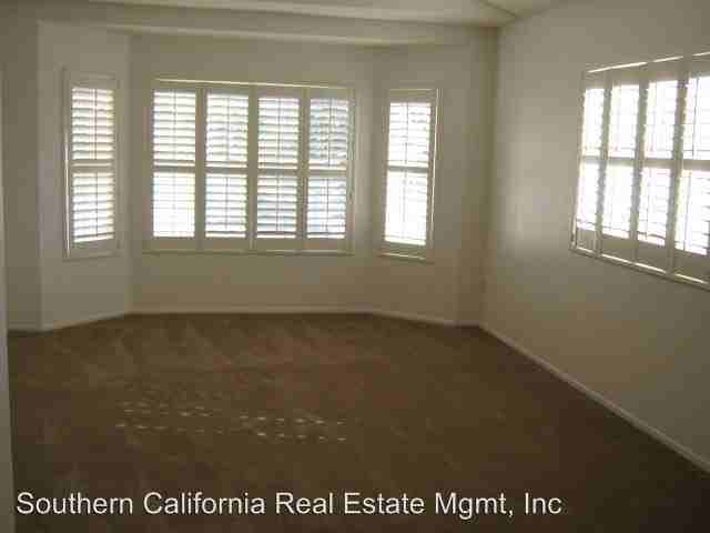 28702 Meadowgrass Dr - Photo 3 of 11