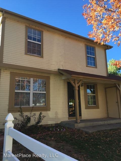 4555 S Salida St - Photo 3 of 25