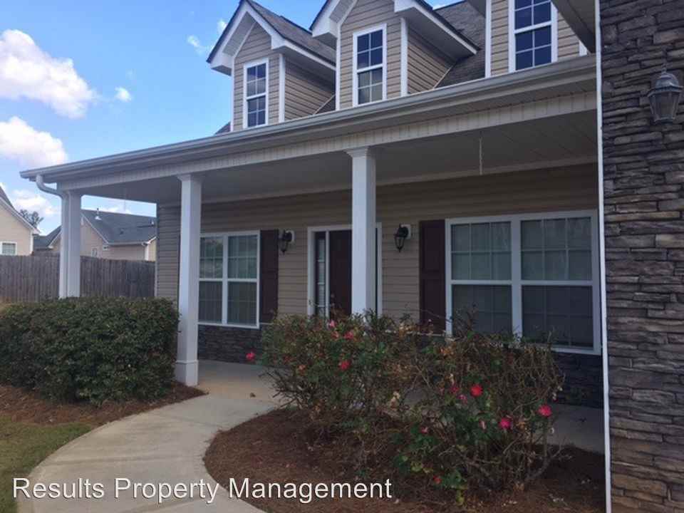 209 Boston Dr - Photo 2 of 12