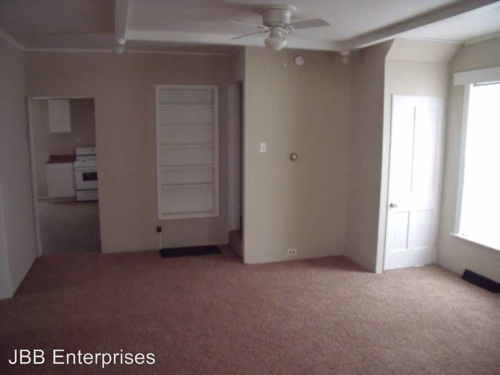 519 Main St - Photo 3 of 8