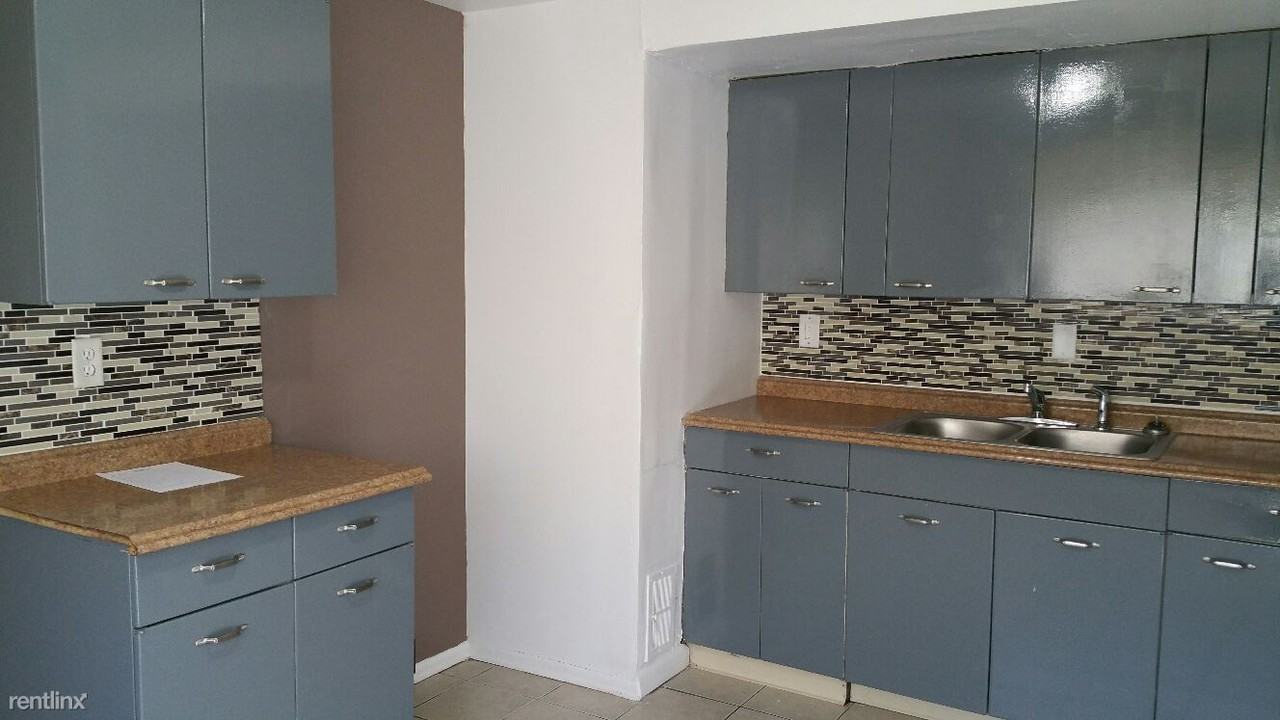 2407 Park Hill Dr - Photo 3 of 10