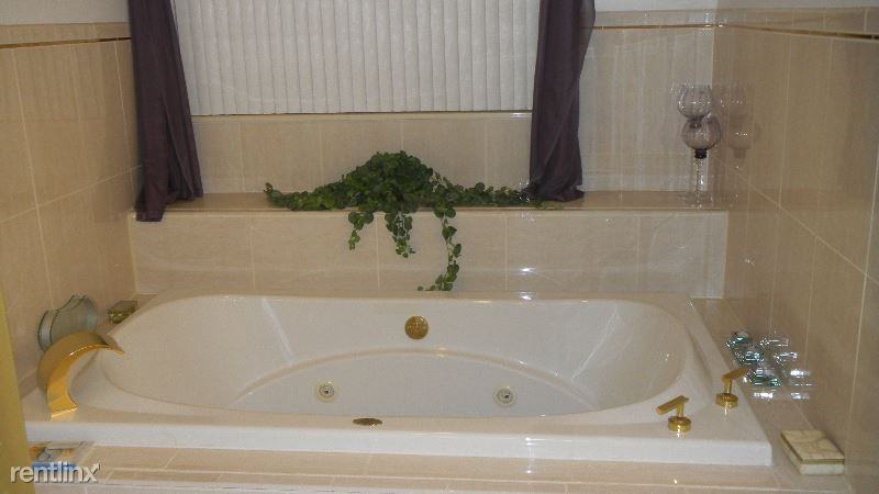 35872 Beverly Rd - Photo 3 of 3